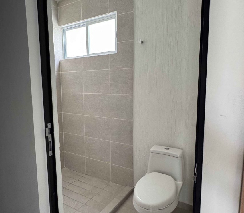 Baño-recamara-secundaria-cobalto